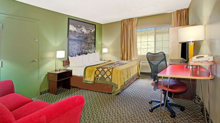 Super 8 Wheat Ridge/Denver West Room