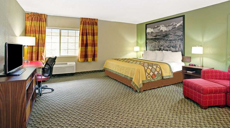 Super 8 Wheat Ridge/Denver West Room