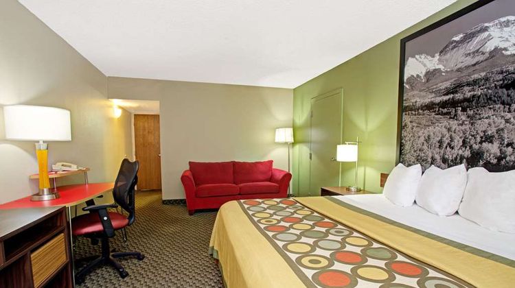 Super 8 Wheat Ridge/Denver West Room