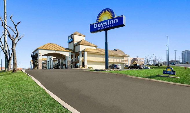 Days Inn Goodlettsville Exterior