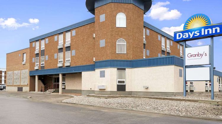 Days Inn Estevan Exterior