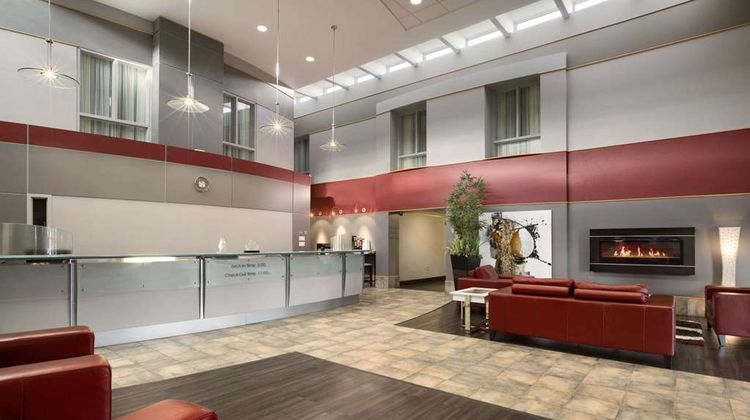 Days Inn Estevan Lobby
