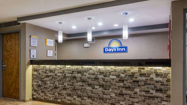 Days Inn Florence Lobby