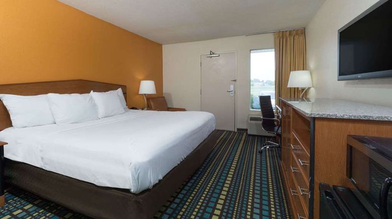 <b>Days Inn Florence Room</b>. Images powered by <a href="https://iceportal.shijigroup.com/" title="IcePortal" target="_blank">IcePortal</a>.