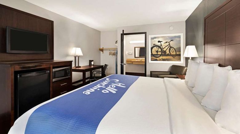 <b>Days Inn Rock Hill Room</b>. Images powered by <a href="https://iceportal.shijigroup.com/" title="IcePortal" target="_blank">IcePortal</a>.