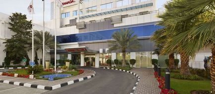 Ramada Qurum Beach Exterior