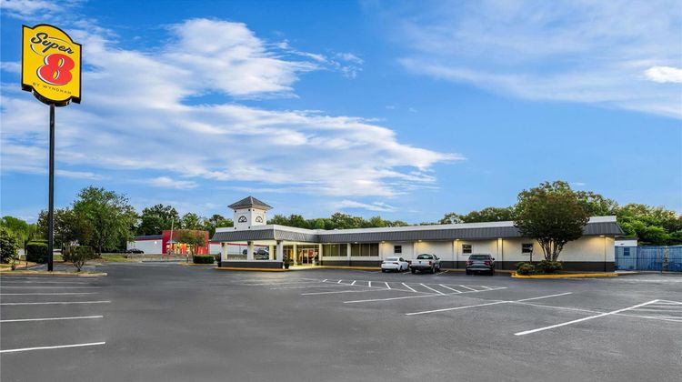 Super 8 Gaffney Exterior