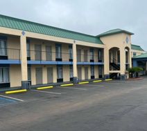 Days Inn Greenville Exterior