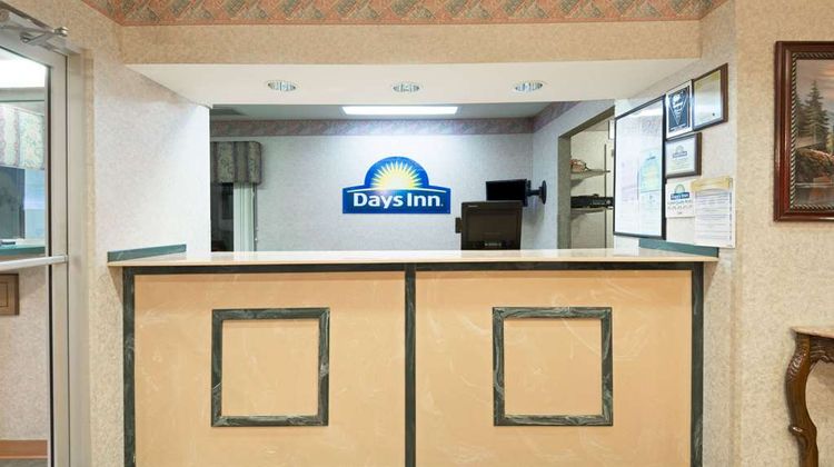 Days Inn Greenville Lobby