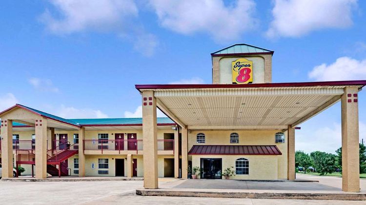 Super 8 Dallas South Exterior