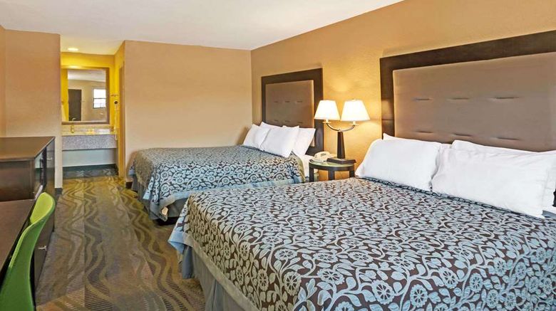 <b>Days Inn Cherokee/Smokey Mountains Room</b>. Images powered by <a href="https://iceportal.shijigroup.com/" title="IcePortal" target="_blank">IcePortal</a>.