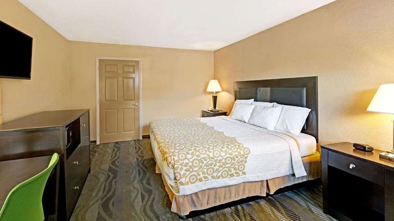 <b>Days Inn Cherokee/Smokey Mountains Room</b>. Images powered by <a href="https://iceportal.shijigroup.com/" title="IcePortal" target="_blank">IcePortal</a>.