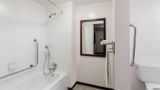 Super 8 Lake Country/Winfield Area Room