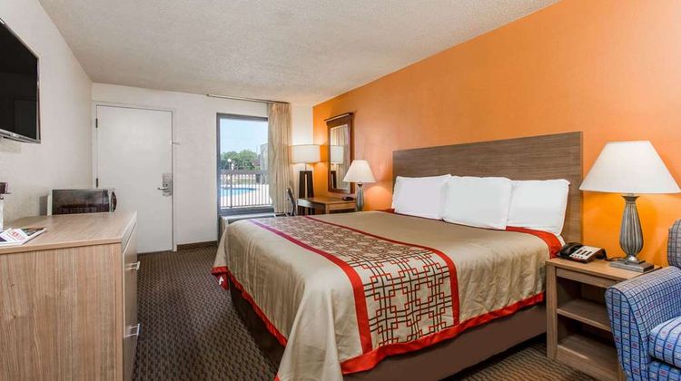 Days Inn Norfolk Room