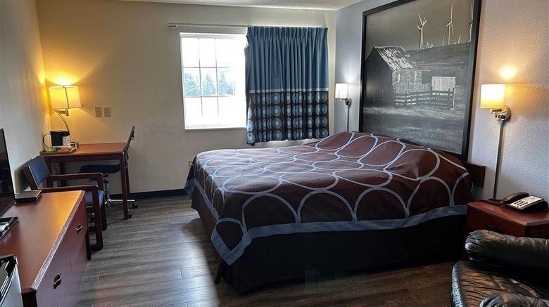 <b>Super 8 Ida Grove Room</b>. Images powered by <a href="https://iceportal.shijigroup.com/" title="IcePortal" target="_blank">IcePortal</a>.