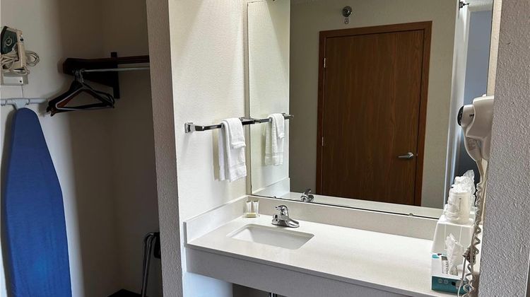 Super 8 Ida Grove Room