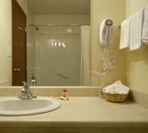 Super 8 Fort Saskatchewan Room