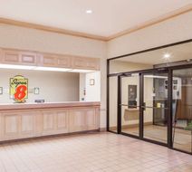 Super 8  Jasper Lobby