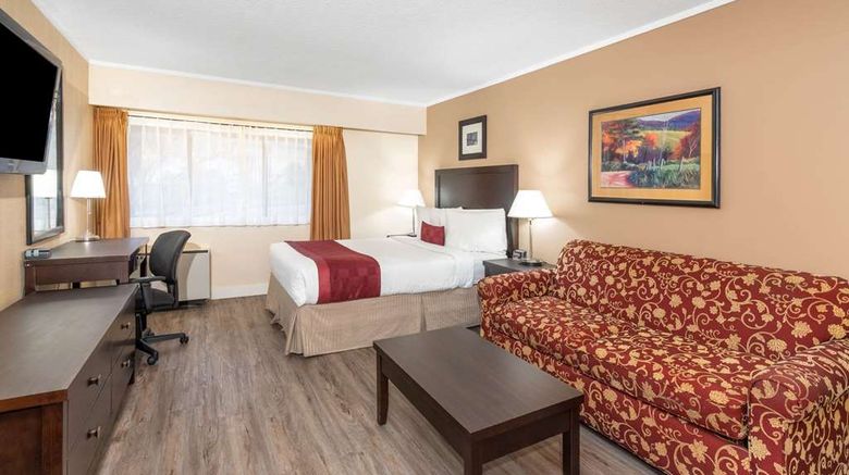 <b>Ramada Coquitlam Suite</b>. Images powered by <a href="https://iceportal.shijigroup.com/" title="IcePortal" target="_blank">IcePortal</a>.