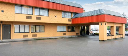 Ramada Coquitlam Exterior