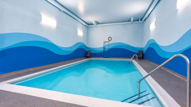 <b>Ramada Coquitlam Pool</b>. Images powered by <a href="https://iceportal.shijigroup.com/" title="IcePortal" target="_blank">IcePortal</a>.