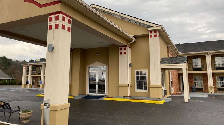 <b>Super 8 Covington Exterior</b>. Images powered by <a href="https://iceportal.shijigroup.com/" title="IcePortal" target="_blank">IcePortal</a>.