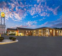 Super 8 Covington Exterior