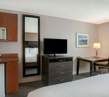 Days Inn & Suites Collingwood Room