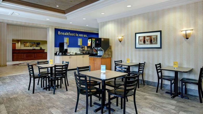 <b>Days Inn & Suites Collingwood Other</b>. Images powered by <a href="https://iceportal.shijigroup.com/" title="IcePortal" target="_blank">IcePortal</a>.