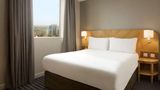 Ramada Hotel & Suites Coventry Suite