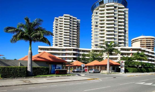 Ramada Hotel and Suites Noumea Exterior