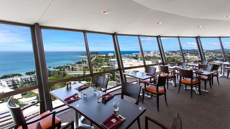 Ramada Hotel and Suites Noumea Restaurant