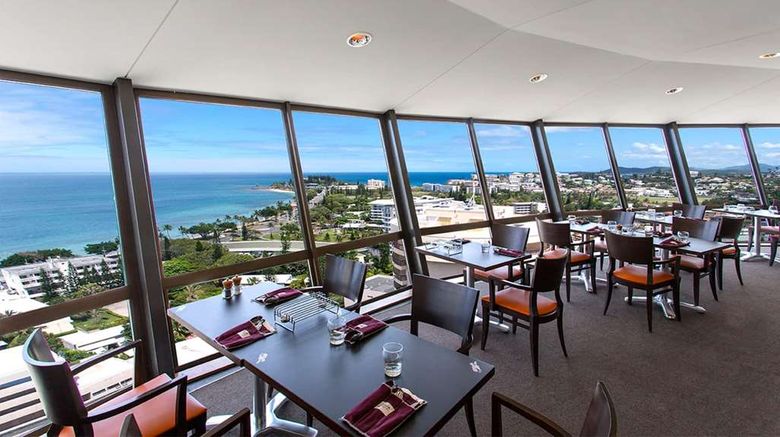 <b>Ramada Hotel and Suites Noumea Restaurant</b>. Images powered by <a href="https://iceportal.shijigroup.com/" title="IcePortal" target="_blank">IcePortal</a>.