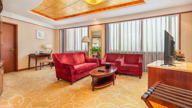 <b>Days Hotel and Suites Jiaozuo Room</b>. Images powered by <a href="https://iceportal.shijigroup.com/" title="IcePortal" target="_blank">IcePortal</a>.