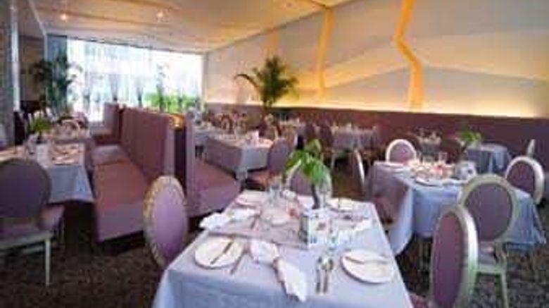 <b>Ramada Pearl Guangzhou Restaurant</b>. Images powered by <a href="https://iceportal.shijigroup.com/" title="IcePortal" target="_blank">IcePortal</a>.