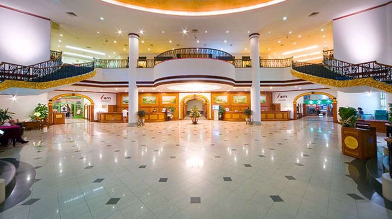 <b>Ramada Pearl Guangzhou Lobby</b>. Images powered by <a href="https://iceportal.shijigroup.com/" title="IcePortal" target="_blank">IcePortal</a>.