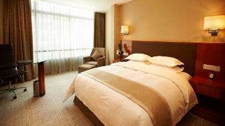 Ramada Pudong Airport Room