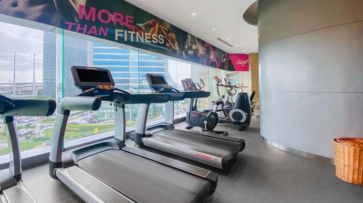 Ramada Plaza Pudong Health