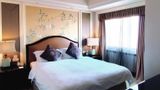 Ramada Plaza Tian Lu Hotel Room