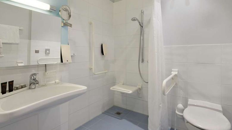 <b>Ramada Frankfurt City Centre Room</b>. Images powered by <a href="https://iceportal.shijigroup.com/" title="IcePortal" target="_blank">IcePortal</a>.