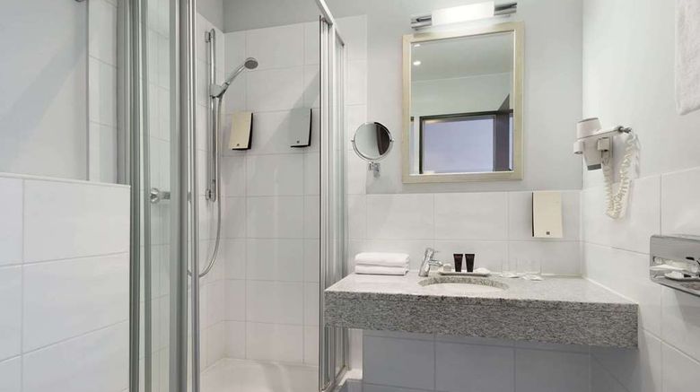 <b>Ramada Frankfurt City Centre Room</b>. Images powered by <a href="https://iceportal.shijigroup.com/" title="IcePortal" target="_blank">IcePortal</a>.