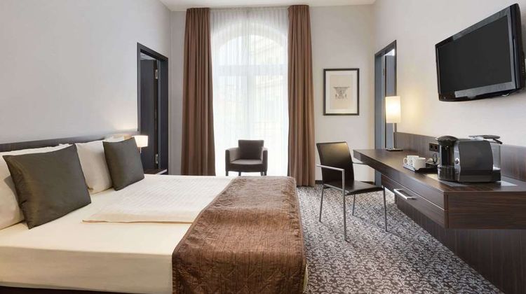 Ramada Frankfurt City Centre Suite