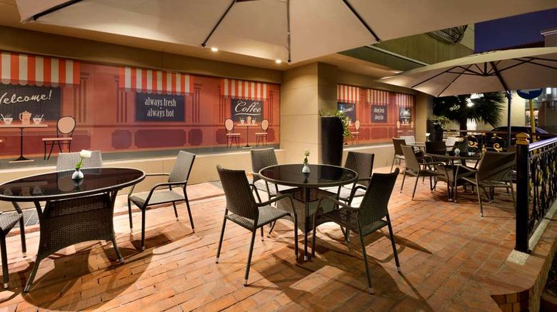 <b>Hawthorn Suites by Wyndham Al Khobar Restaurant</b>. Images powered by <a href="https://iceportal.shijigroup.com/" title="IcePortal" target="_blank">IcePortal</a>.