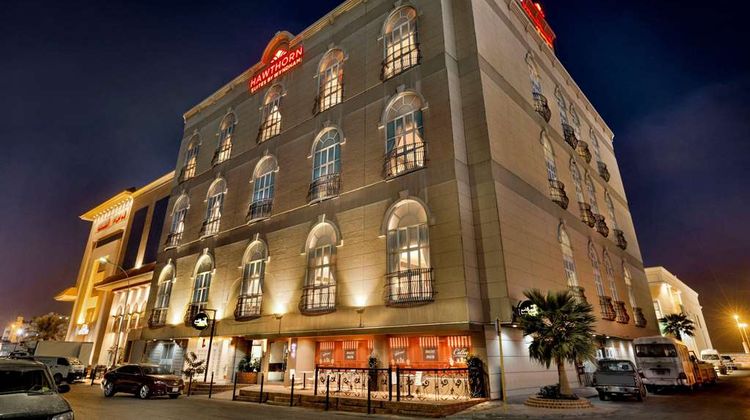 Hawthorn Suites by Wyndham Al Khobar Exterior