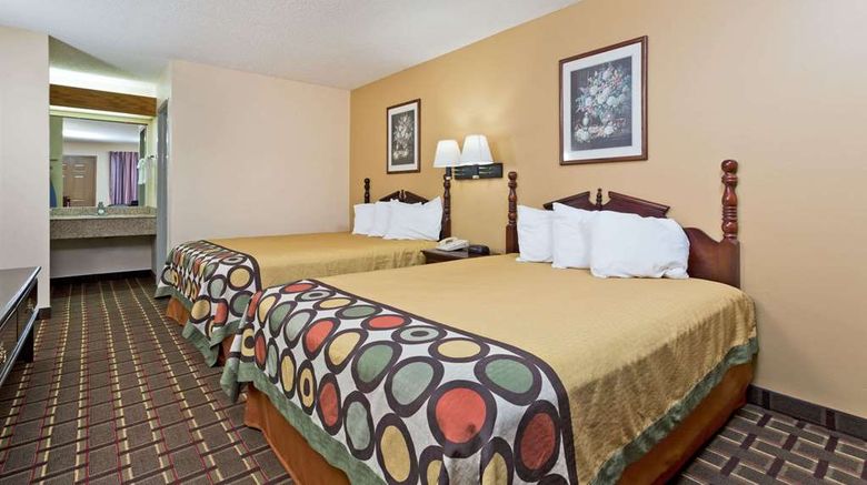 <b>Super 8 Franklin/Hwy 31 Room</b>. Images powered by <a href="https://iceportal.shijigroup.com/" title="IcePortal" target="_blank">IcePortal</a>.