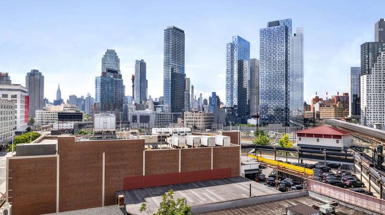 <b>Days Inn Long Island City Exterior</b>. Images powered by <a href="https://iceportal.shijigroup.com/" title="IcePortal" target="_blank">IcePortal</a>.