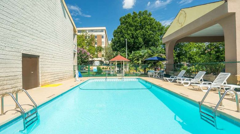 <b>Days Inn Raleigh Midtown Pool</b>. Images powered by <a href="https://iceportal.shijigroup.com/" title="IcePortal" target="_blank">IcePortal</a>.
