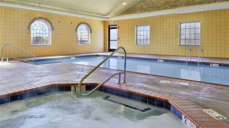 <b>Super 8 Bowling Green North Pool</b>. Images powered by <a href="https://iceportal.shijigroup.com/" title="IcePortal" target="_blank">IcePortal</a>.