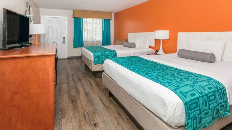 Howard Johnson Lafayette Room