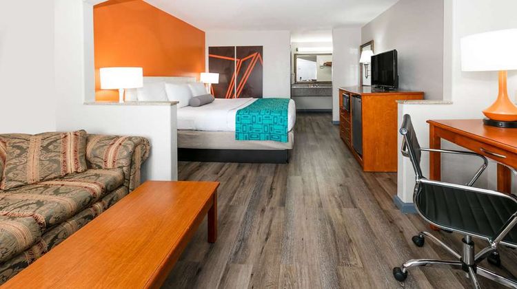 Howard Johnson Lafayette Room